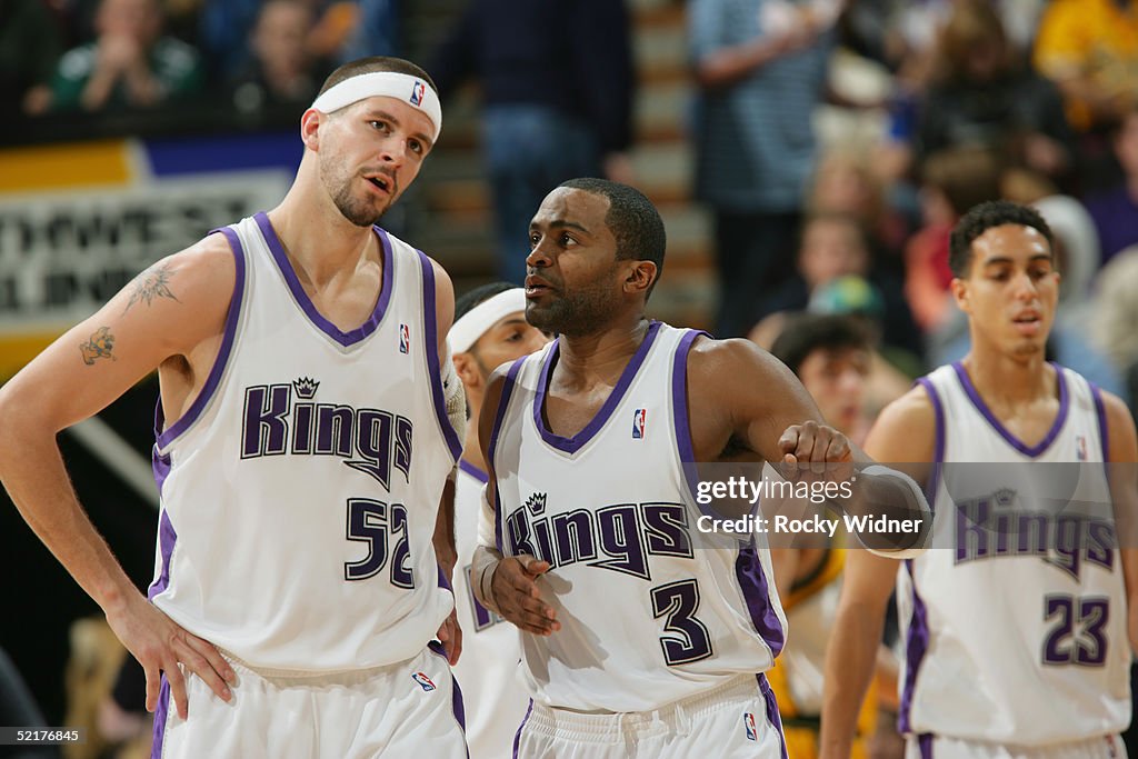 Seattle SuperSonics v Sacramento Kings