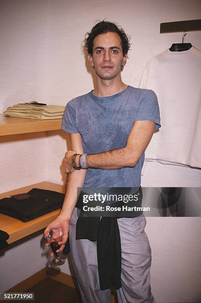 Fashion designer Marc Jacobs attends a Louis Vuitton event in Soho, New York, New York, 1998.