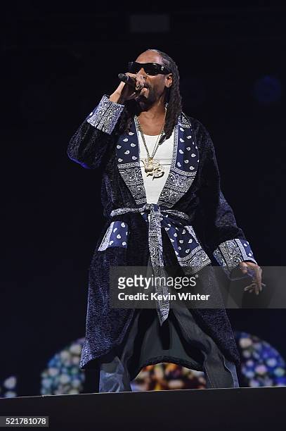 Guest rapper Snoop Dogg perform onstage with rapper Ice Cube during day 2 of the 2016 Coachella Valley Music & Arts Festival Weekend 1 at the Empire...