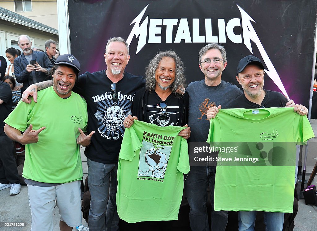 Metallica Receives A Proclamation From The Mayor Of El Cerrito On Record Store Day