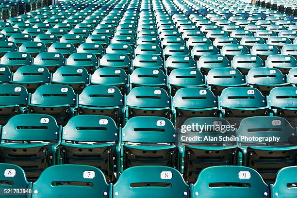 stadium seating - asiento fotografías e imágenes de stock