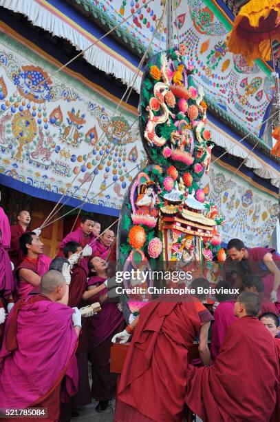 china, gansu, amdo, xiahe, monastery of labrang (labuleng si), losar (new year festival), monks - losar stock pictures, royalty-free photos & images