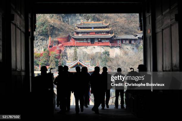 luding bridge - the long march china stock pictures, royalty-free photos & images