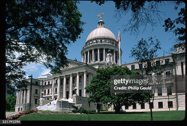 mississippi state capitol - mississippi state v mississippi stock pictures, royalty-free photos & images