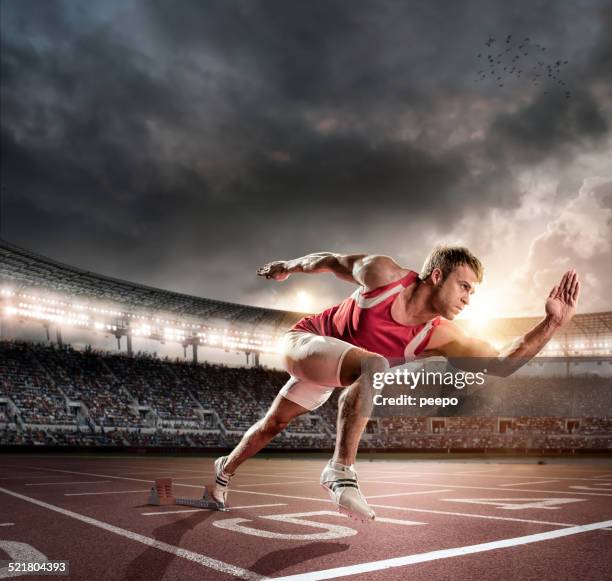 425 Sprinter Spikes Stock Photos, High-Res Pictures, and Images - Getty Images