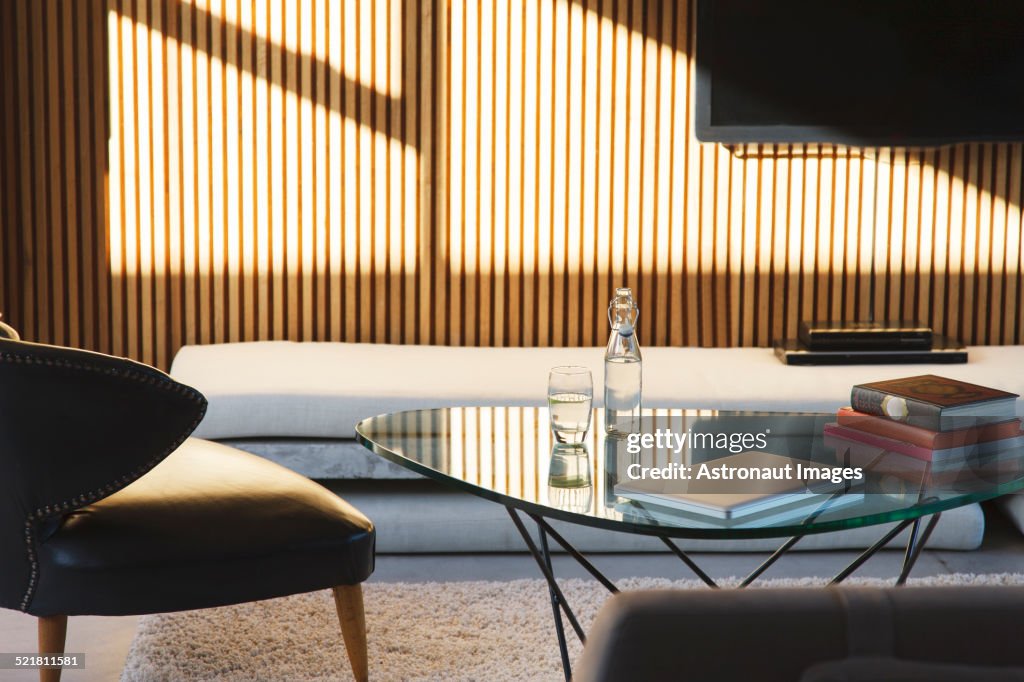 Window casting shadows in modern living room