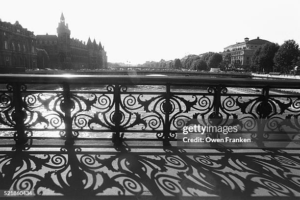 Seine Railing Paris 1980s Photos and Premium High Res Pictures - Getty Images
