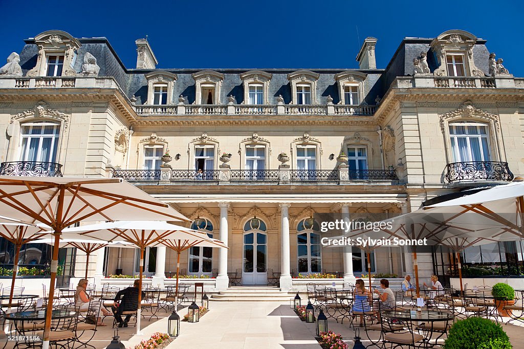 France, Marne, Reims, Chateau les Crayeres Restaurant