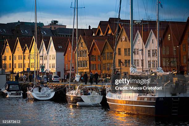 bryggen in bergen - bergen stock pictures, royalty-free photos & images