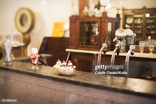soda fountain - soda fountain stock pictures, royalty-free photos & images