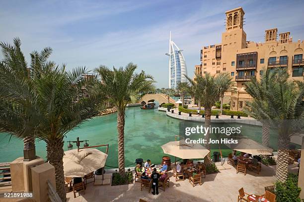 restaurant at madinat jumeirah resort - madinat jumeirah hotel stock pictures, royalty-free photos & images