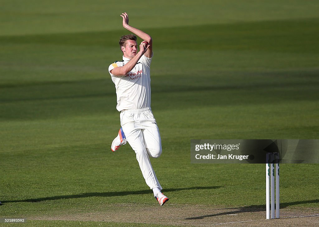 Lancashire v Nottinghamshire - Specsavers County Championship: Division One