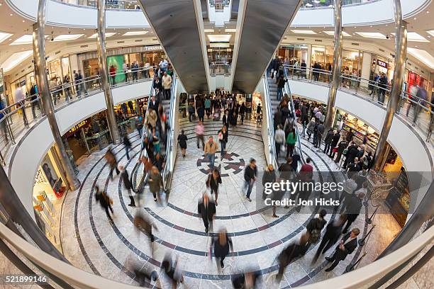 125 Canary Wharf Shopping Centre Stock Photos High Res Pictures And 125-canary-wharf-shopping-centre-stock-photos-high-res-pictures-and