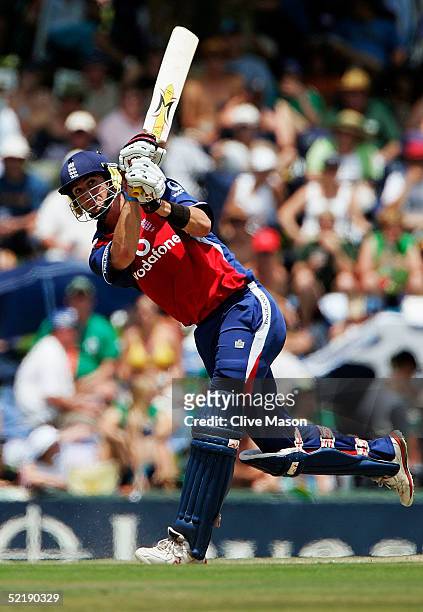 Kevin Pietersen of England on his way to a century during the seventh and final one day international match between South Africa and England at the...