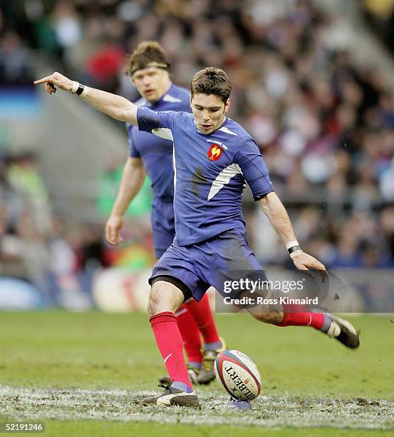 Dimitri Yachvili of France kicks a penalty during the RBS Six Nations International between England and France at Twickenham Stadium on February 13,...