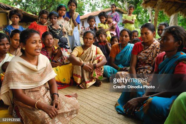 volunteers educating ho tribes women, chakradharpur, jharkhand, india - chakradharpur stock pictures, royalty-free photos & images