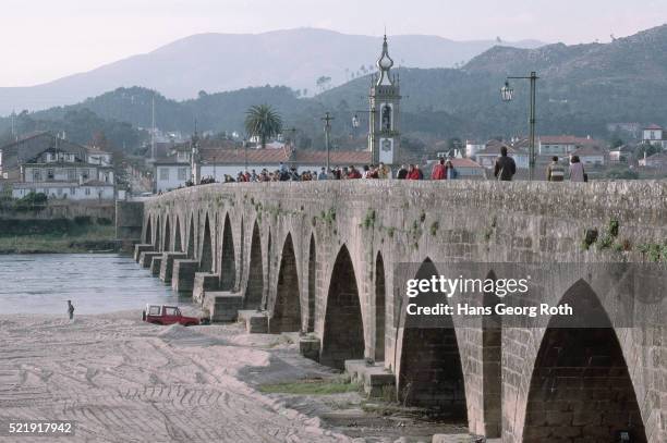 ponte de lima bridge, portugal - ponte de lima stock pictures, royalty-free photos & images