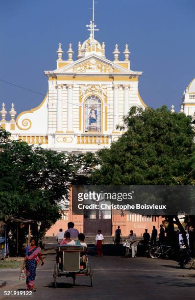 church of immaculate conception in pondicherry - pondicherry stock pictures, royalty-free photos & images