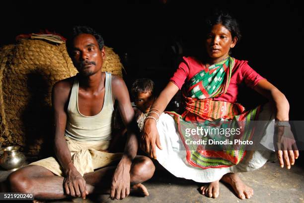 ho tribes family struggling in poverty, chakradharpur, jharkhand, india - chakradharpur stock pictures, royalty-free photos & images