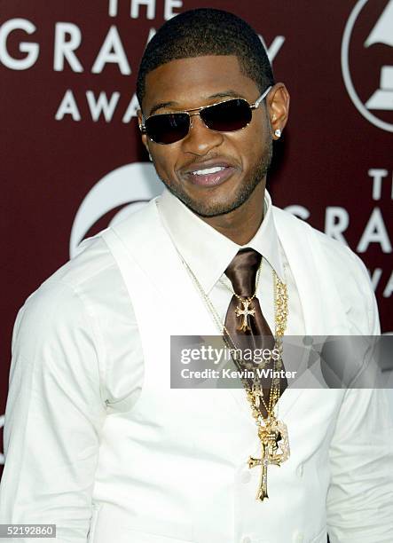 Singer Usher arrives to the 47th Annual Grammy Awards at the Staples Center on February 13, 2005 in Los Angeles, California.