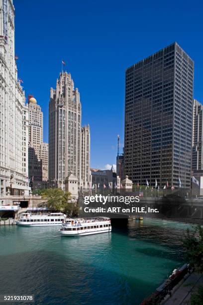 chicago - tribune tower stock pictures, royalty-free photos & images