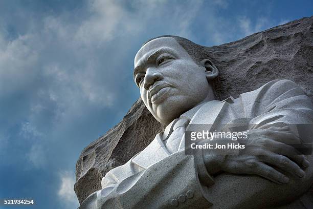 the martin luther king jr memorial, washington, dc. - mlk memorial stock pictures, royalty-free photos & images
