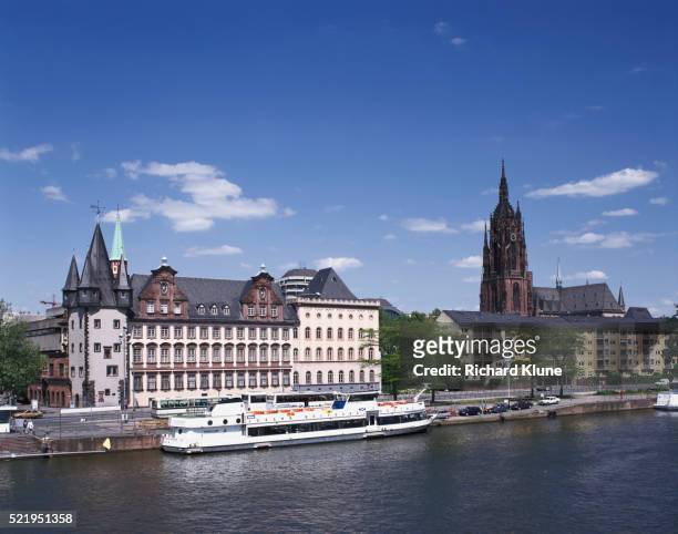 cruise boat on main river and saalhof museum - history museum stock pictures, royalty-free photos & images