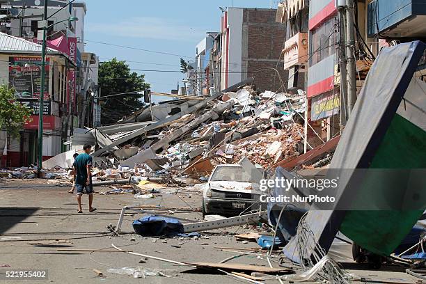 Houses affected by the earthquake of 7.8 degrees on the richter scale, in Manta, Sunday 17 April 2016.. Vice President of Ecuador, Jorge Glas toured...