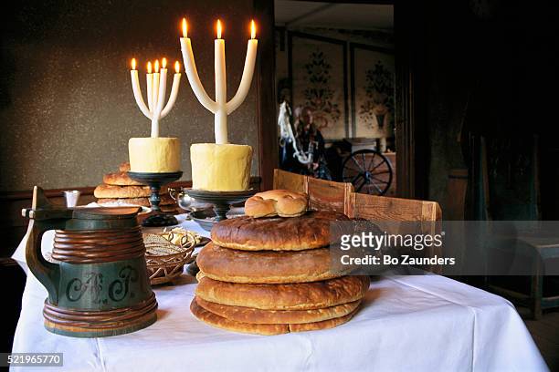 christmas breads - bo zaunders stock pictures, royalty-free photos & images
