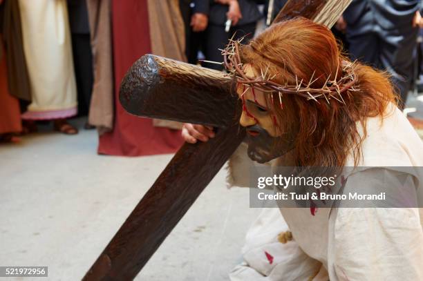 procession of mystery in marsala, sicily, italy - maundy thursday stock pictures, royalty-free photos & images