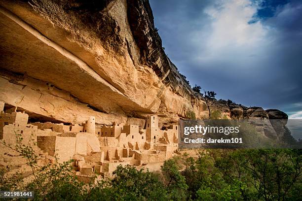 usa, colorado, montezuma, palace and mesa verde national park - cliff dwelling stock-fotos und bilder