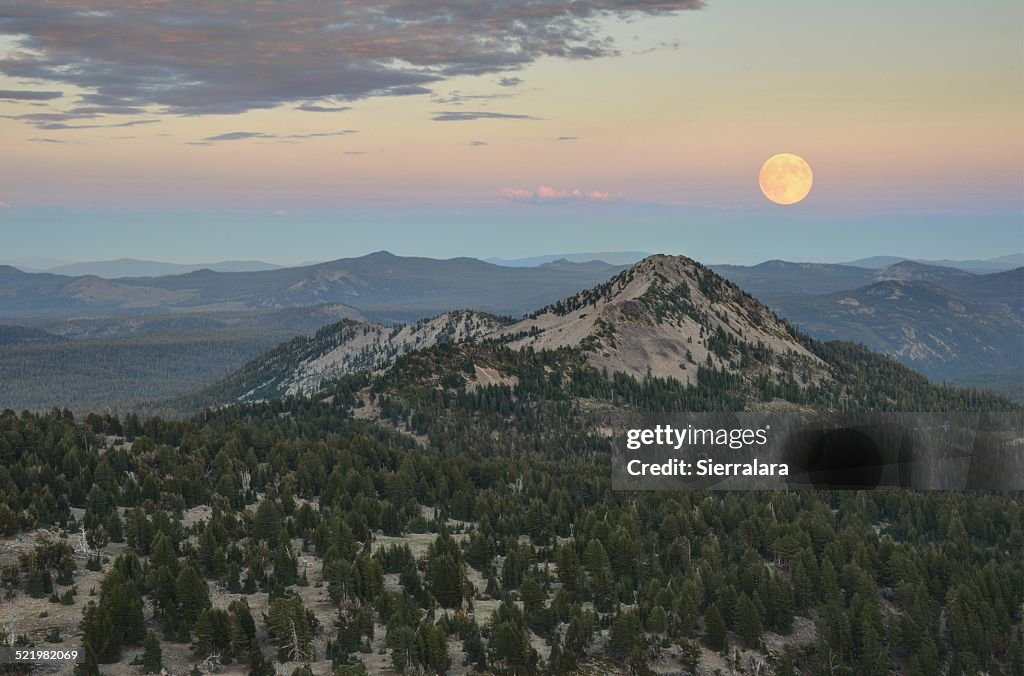 USA, California, Lassen Volcanic National Park, Rising of Moon Over Reading Peak