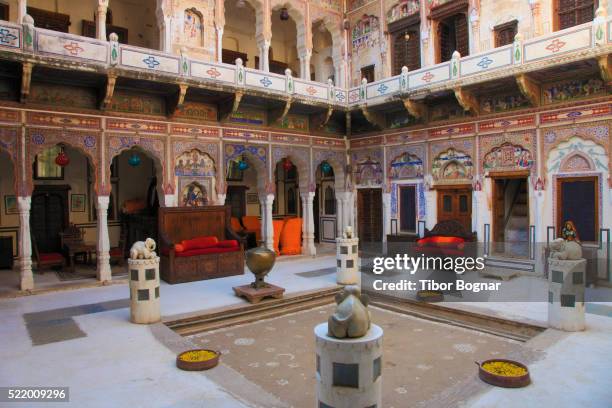 india, rajasthan, shekhawati, mandawa, haveli, - shekhawati stock pictures, royalty-free photos & images