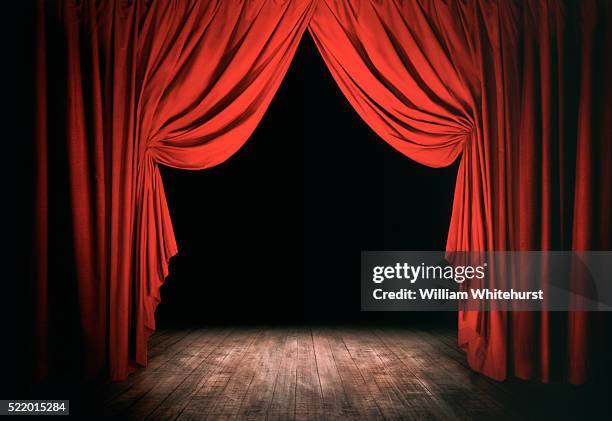 empty stage - theater bühne stock-fotos und bilder