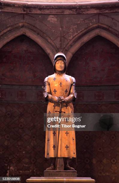 reims, cathedral, jeanne d'arc statue, - reims cathedral 個照片及圖片檔