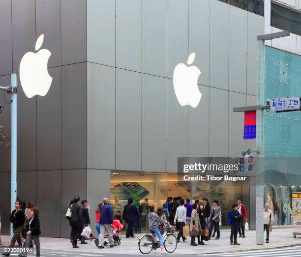 japan, tokyo, ginza, apple store - apple store stock pictures, royalty-free photos & images