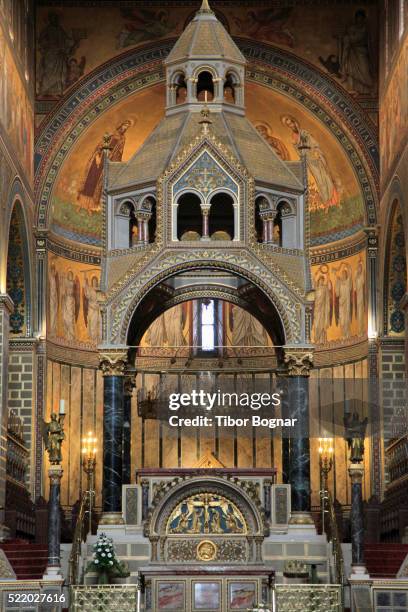 hungary, pecs, st peter basilica, interior, - pecs hungary stock pictures, royalty-free photos & images