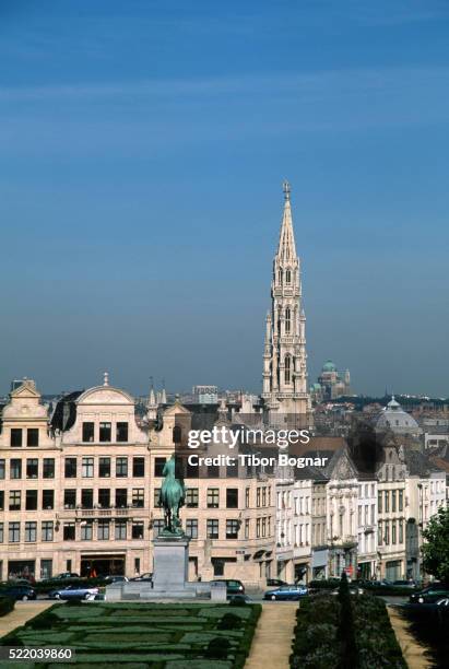 bruxelles, place de l'albertine, skyline - brussels skyline stock pictures, royalty-free photos & images