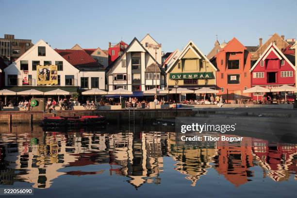 restaurants on harbor - stavanger stock-fotos und bilder