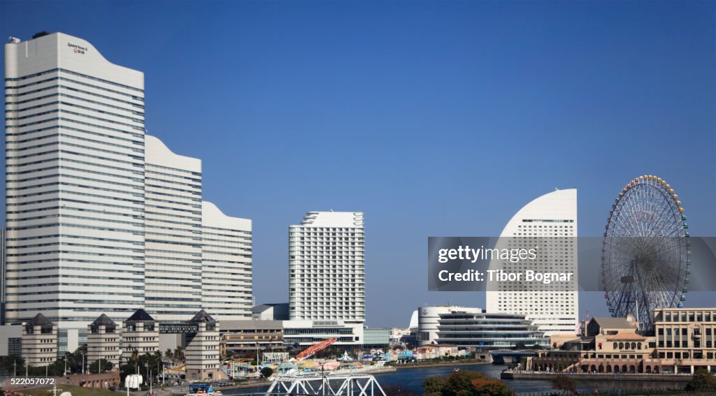Yokohama, Minato Mirai, skyline