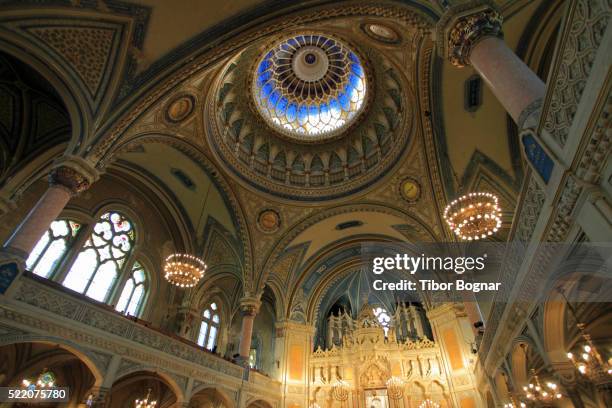 hungary, szeged, new synagogue - synagogue stock pictures, royalty-free photos & images