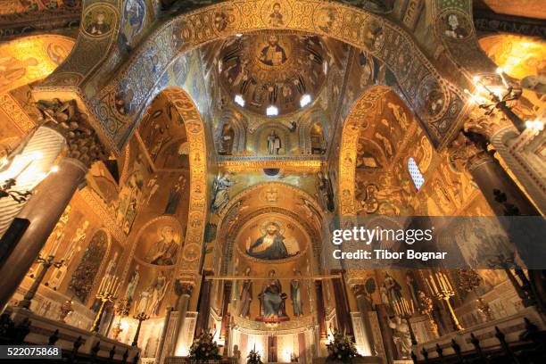 mosaics in capella palatina in palermo, sicily - palazzo dei normanni imagens e fotografias de stock