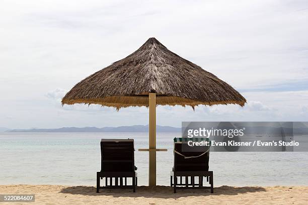 seats for two - evan kissner stock pictures, royalty-free photos & images