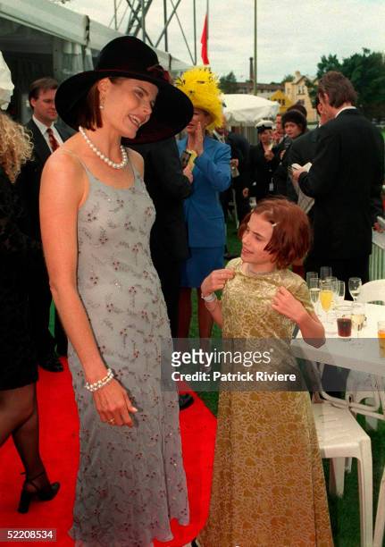 APRIL 1999 - MARIEL HEMINGWAY AND DAUGHTER LANGLEY ON DONCASTER DAY AT THE ROYAL RANDWICK RACECOURSE IN SYDNEY, AUSTRALIA.