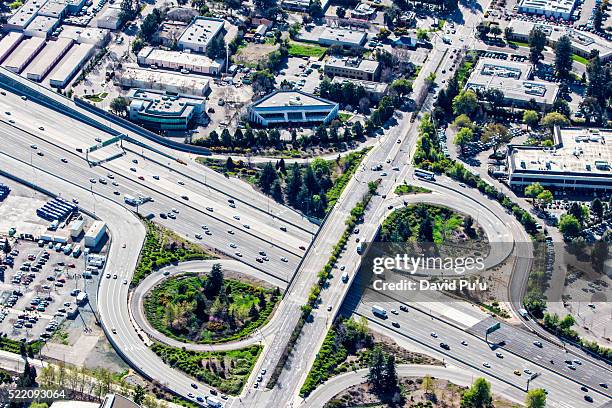 urban and highway overview, silicon vallley, california - santa clara californie photos et images de collection