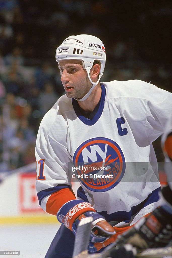 Brent Sutter Of The New York Islanders