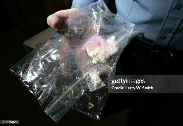 Methamphetamine Examples Crystal Methamphetamine Photos and Premium High Res Pictures - Getty Images