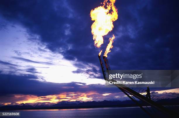 21 Oil Rig Worker Fire Stock Photos, High-Res Pictures, and Images ...