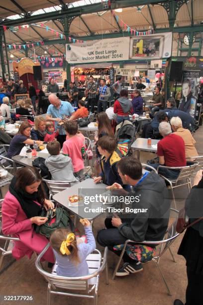 belfast, st george's market, people - belfast market stock pictures, royalty-free photos & images