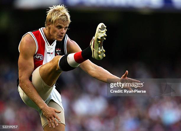 Nick Riewoldt for the Saints in action during the round one AFL Wizard Cup match between the Hawthorn Hawks and the St.Kilda Saints at the Telstra...